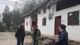 福泉市一醫外科四病區醫護人員愛心捐款助力貧困戶